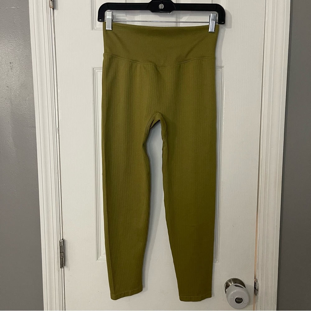 PINK ACTIVE | M | 170/72A | Green leggings
